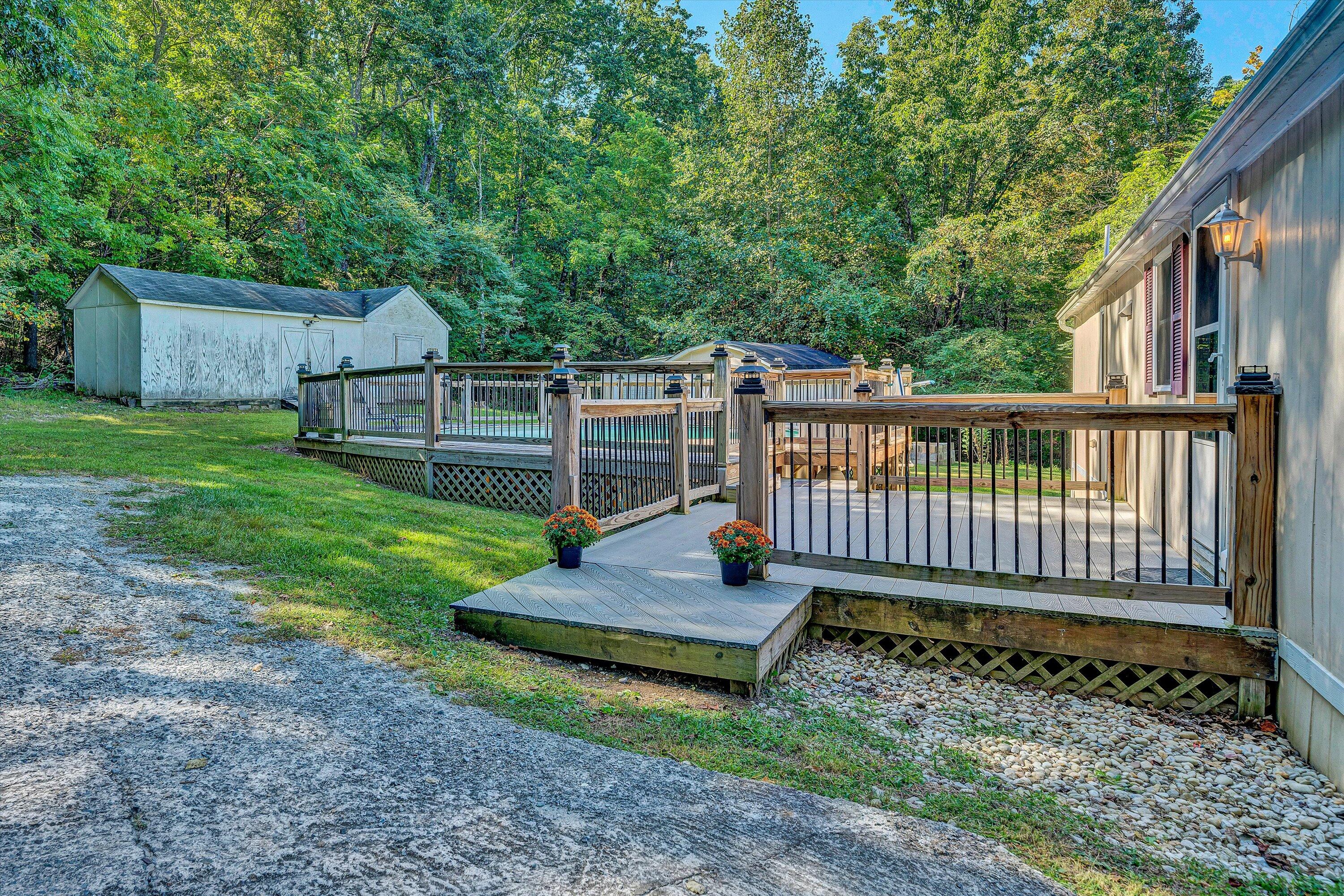 1030 Healing Springs Road Blue Ridge, VA 24064 - Photo 25 of 33 Driveway/deck