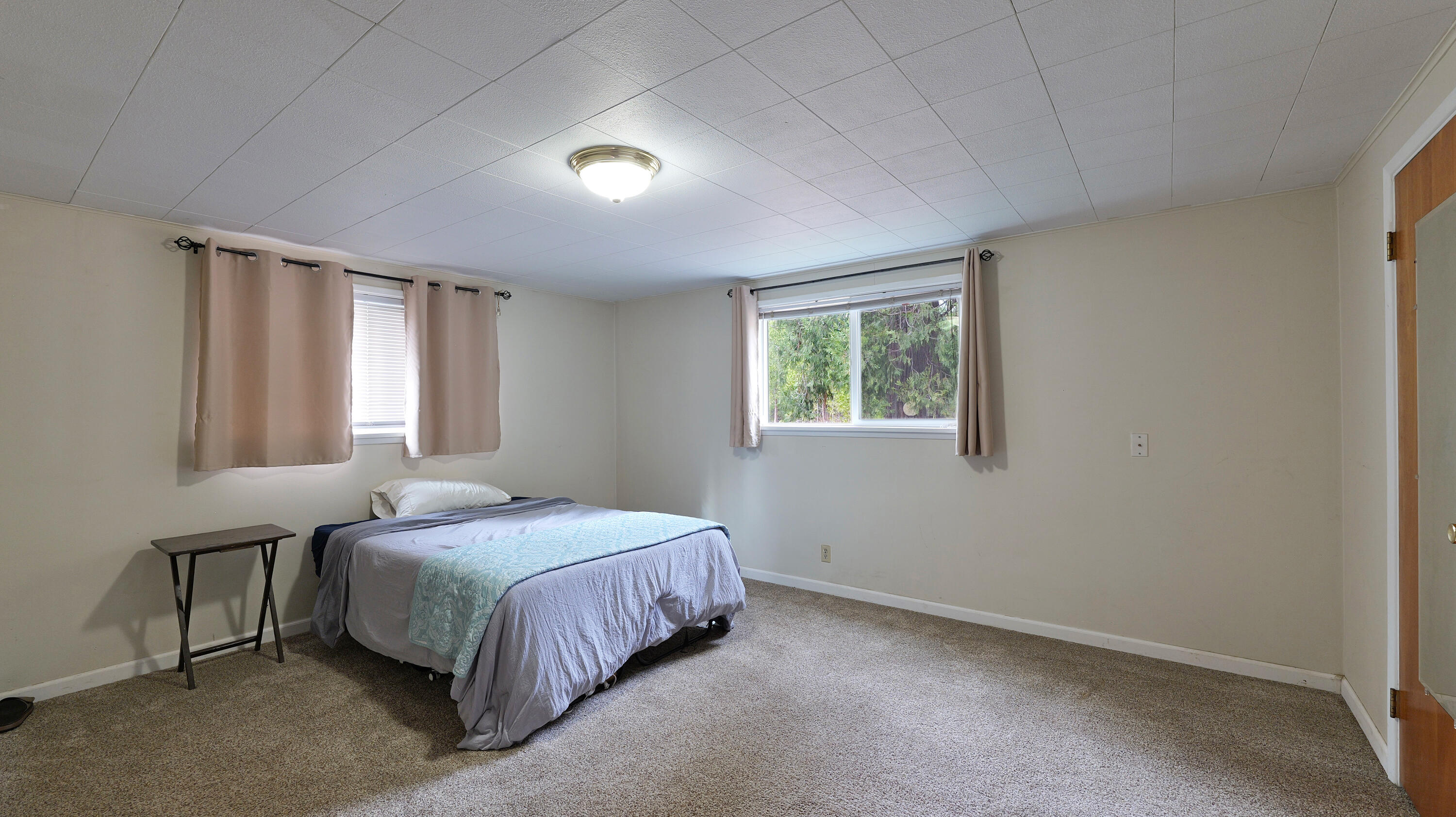 431 Red Blanket Road Prospect, OR 97536 - Photo 15 of 48 Main Bedroom