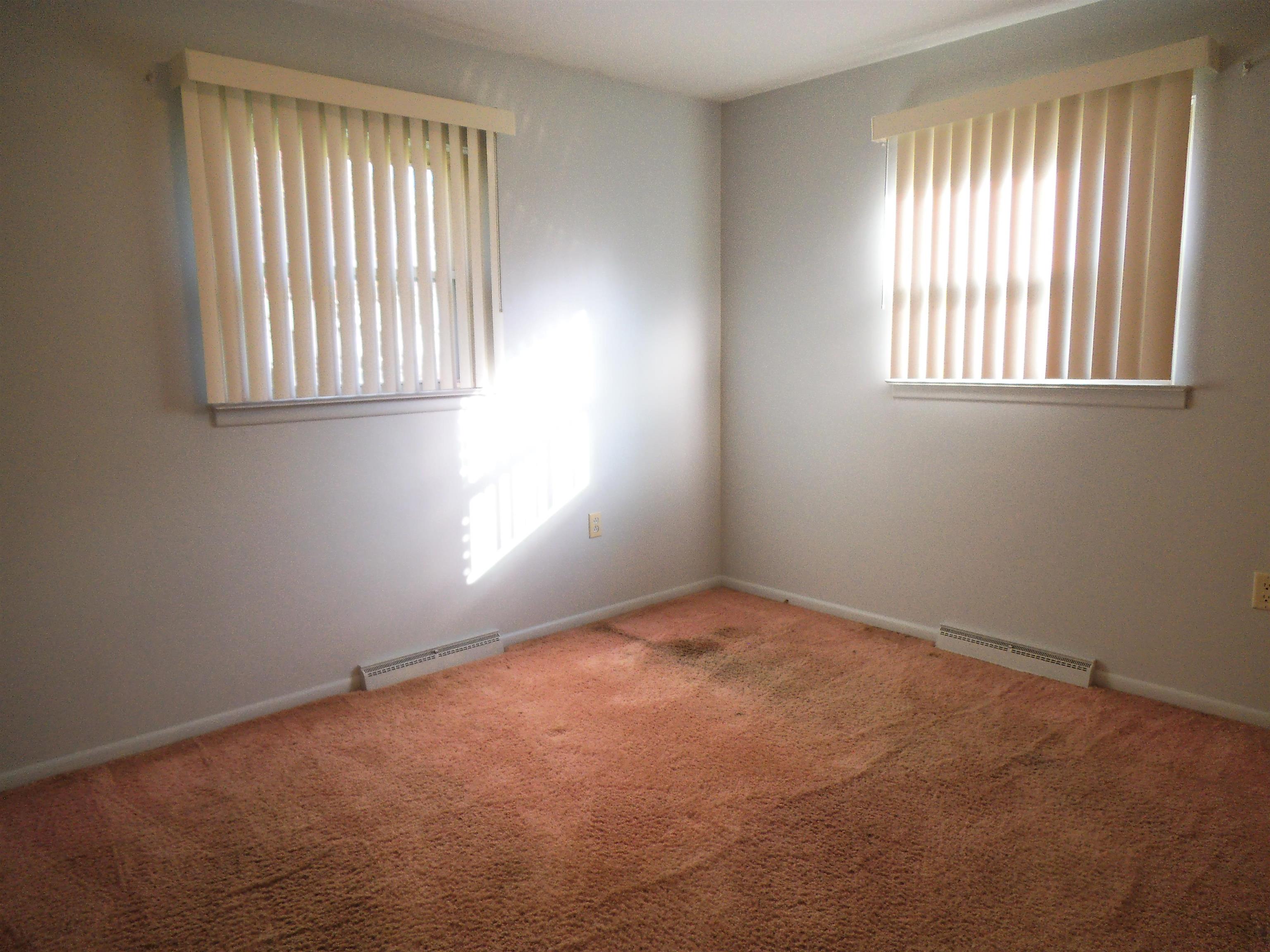 211 Shepard Street Zilwaukee, MI 48604 - Photo 14 of 28