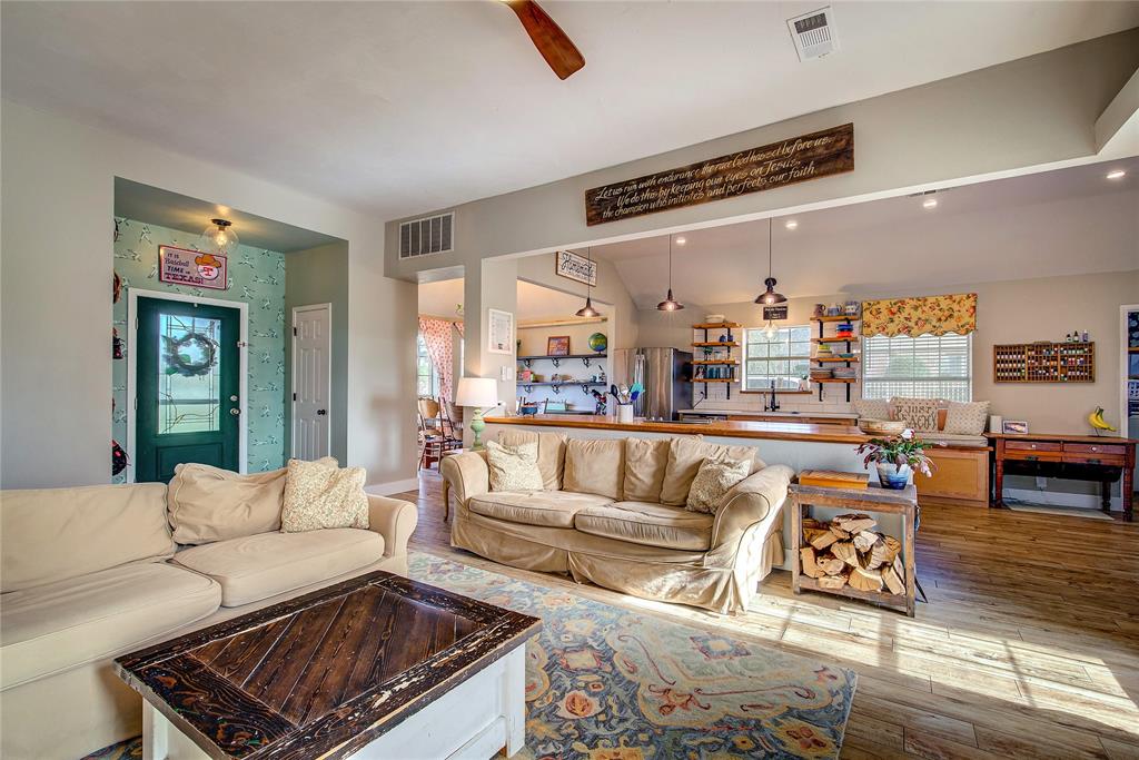 11326 Helms Trail Forney, TX 75126 - Photo 7 of 39