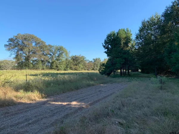 $1,400,000 | 10769 County Road 3519, Murchison, TX 75778
