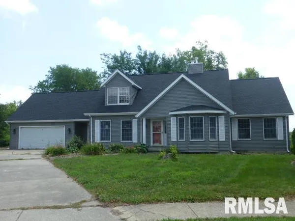 $280,000 | 4 Charleston Court, Chatham, IL 62629