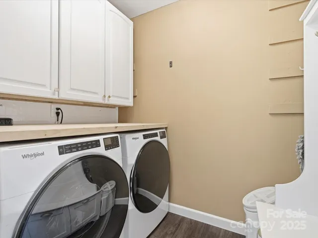 $420,000 | 5900 Lindenwood Drive, Matthews, NC 28104