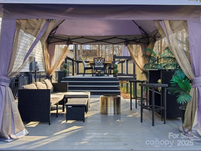 $420,000 | 5900 Lindenwood Drive, Matthews, NC 28104