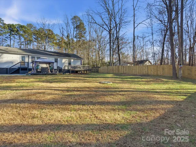 $420,000 | 5900 Lindenwood Drive, Matthews, NC 28104