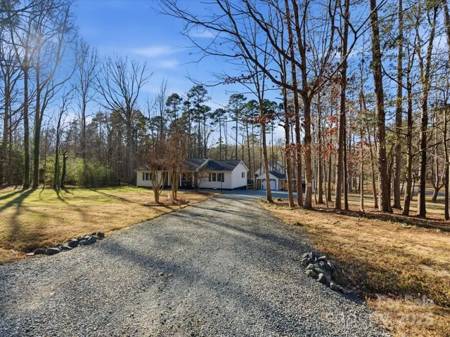 $420,000 | 5900 Lindenwood Drive, Matthews, NC 28104