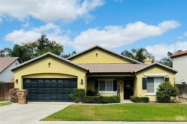 $2,700 | 7018 Slickrock Drive, Bakersfield, CA 93313