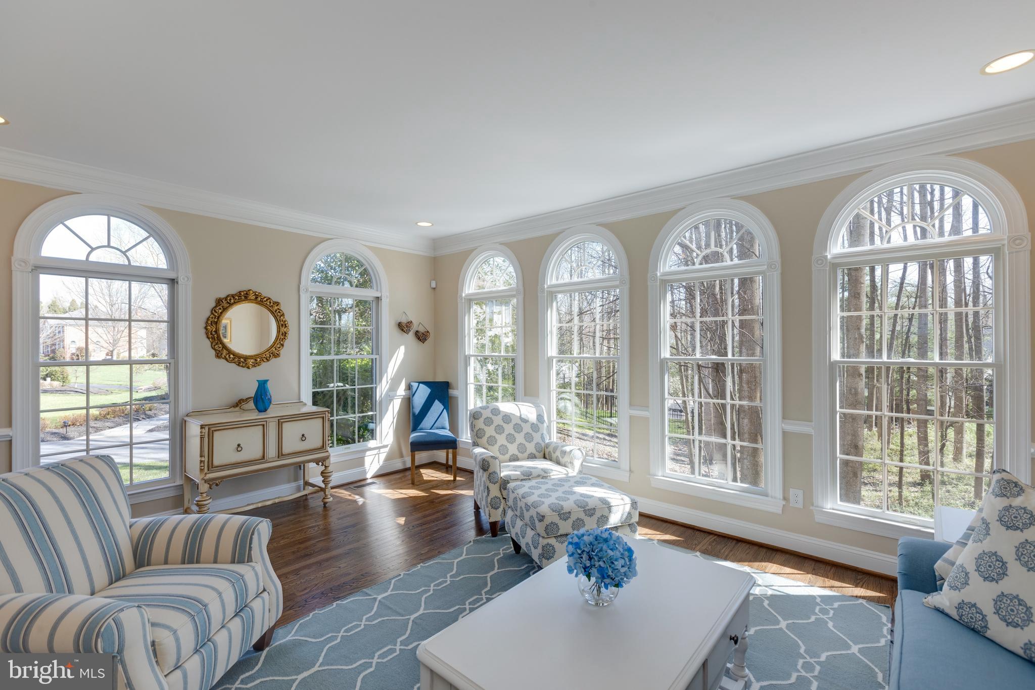 1282 Cobble Pond Way Vienna, VA 22182 - Photo 24 of 76 Wonderful light throughout