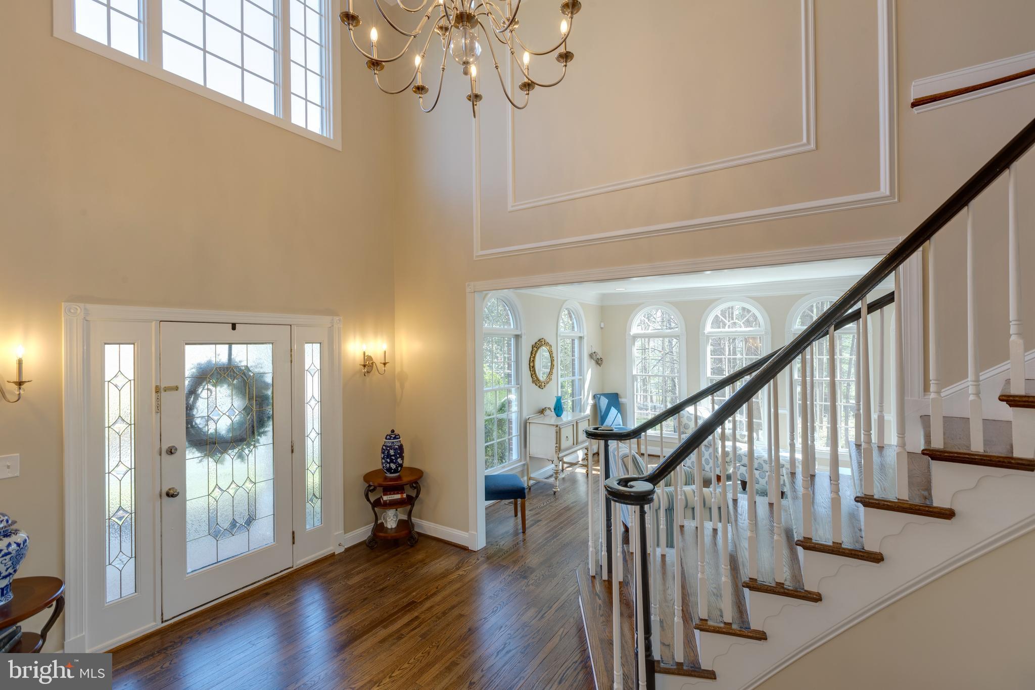 1282 Cobble Pond Way Vienna, VA 22182 - Photo 4 of 76 Elegant two-story foyer