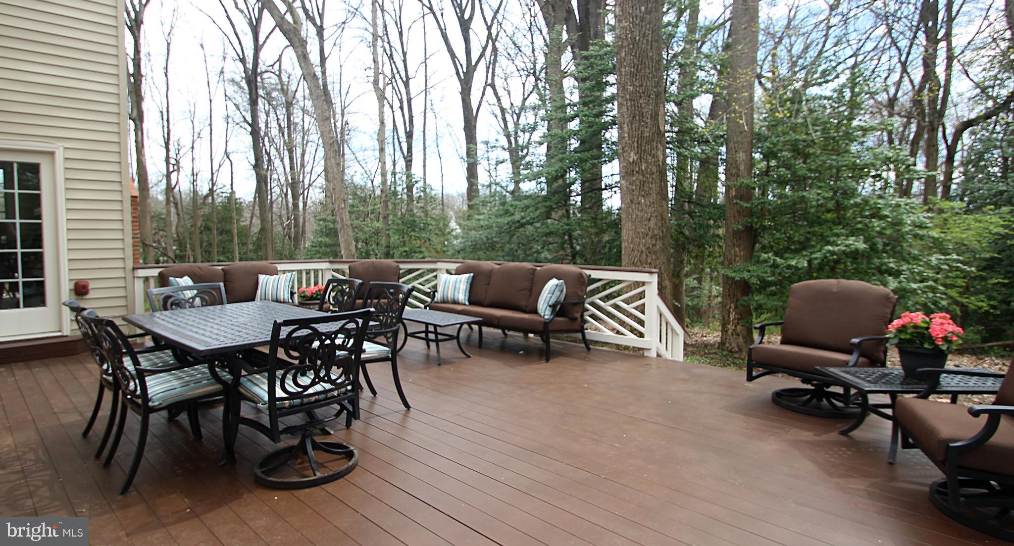 1282 Cobble Pond Way Vienna, VA 22182 - Photo 64 of 76 Private deck off kitchen
