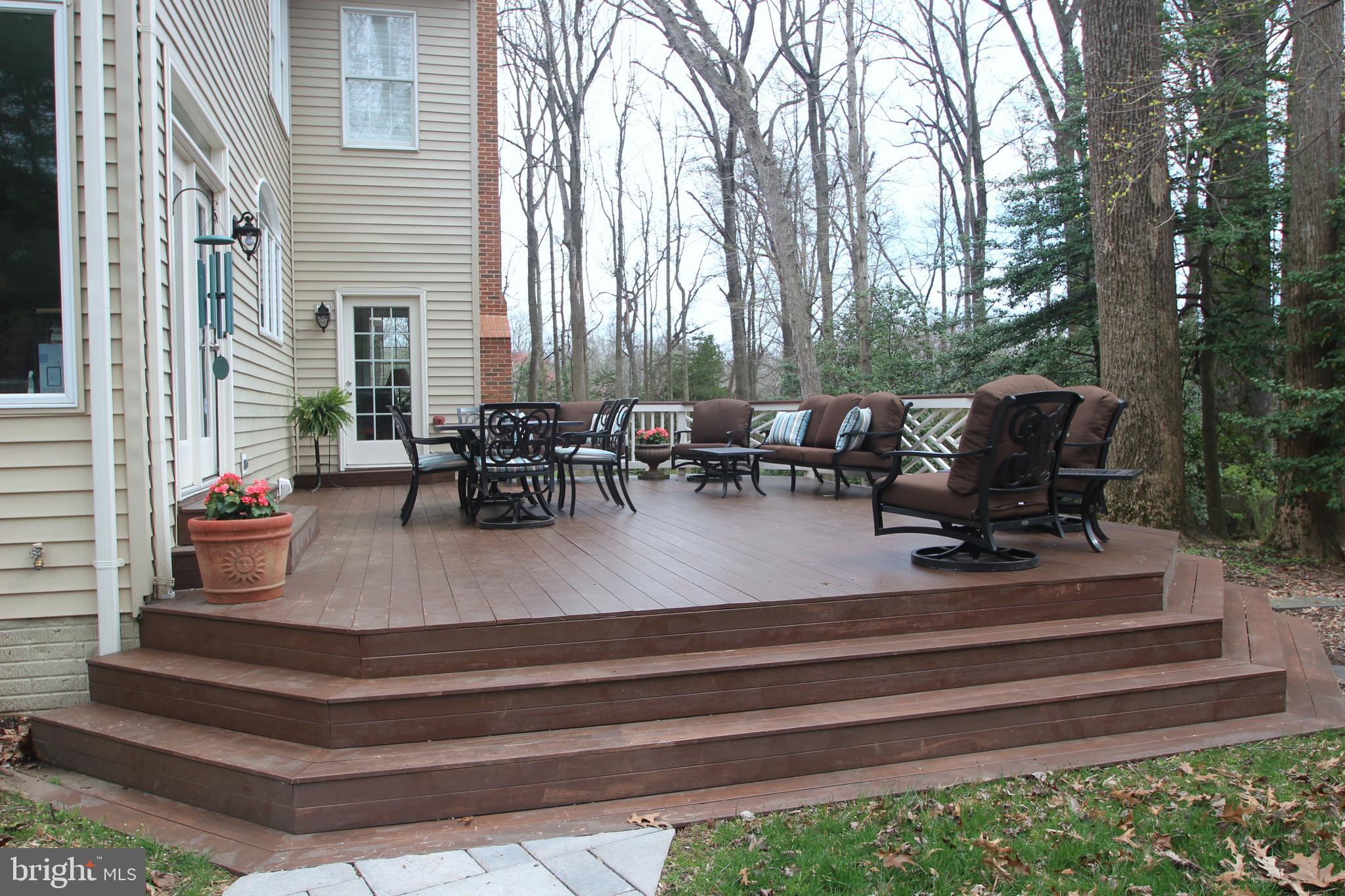 1282 Cobble Pond Way Vienna, VA 22182 - Photo 65 of 76 Great entertaining space