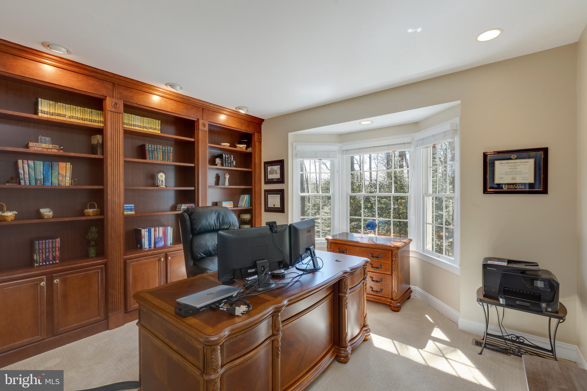 1282 Cobble Pond Way Vienna, VA 22182 - Photo 10 of 76 Office with built-ins