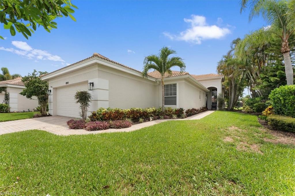 8541 Peppertree Way Naples, FL 34114 - Photo 4 of 41