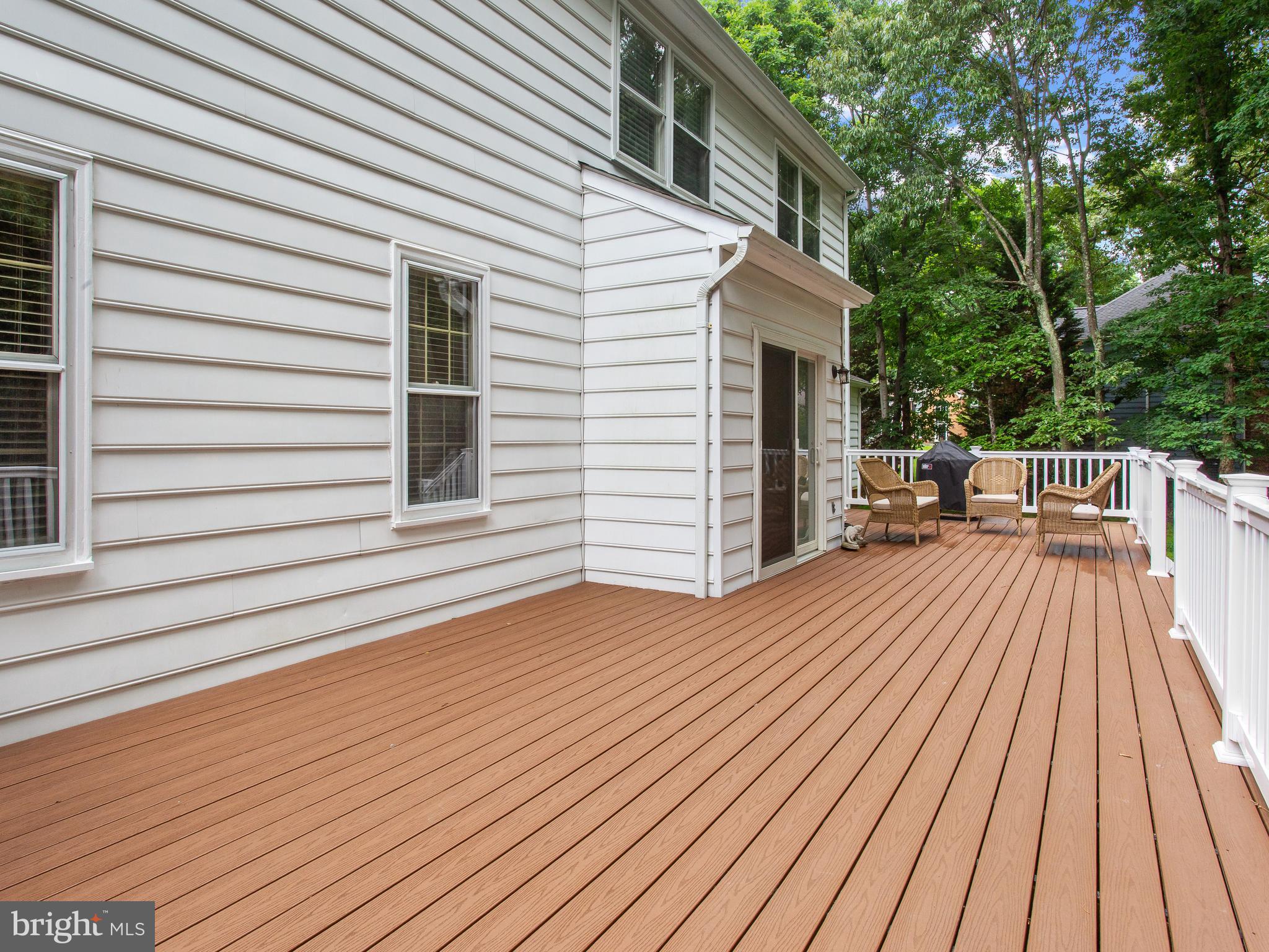 527 Post Oak Road Annapolis, MD 21401 - Photo 35 of 50 New deck - perfect for summer nights