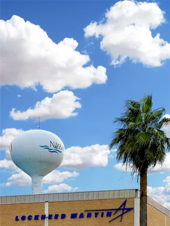 $2,000 | 1870 Saxony Lane, Nassau Bay, TX 77058