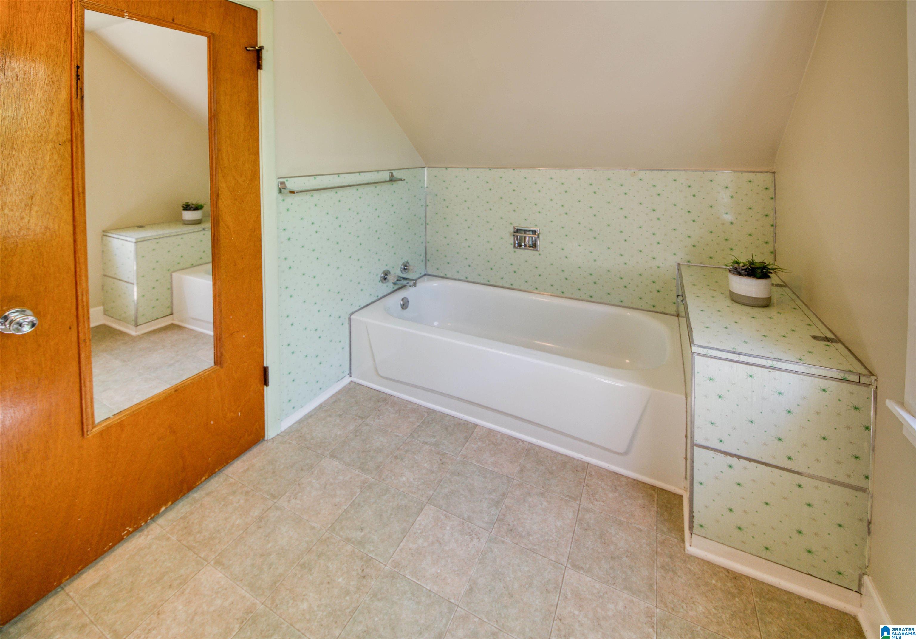 3939 Woodhaven Road Birmingham, AL 35244 - Photo 23 of 27