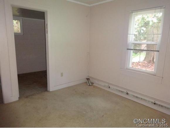 761 Old Settlement Road Sylva, NC 28779 - Photo 4 of 9 Gallery Image 4