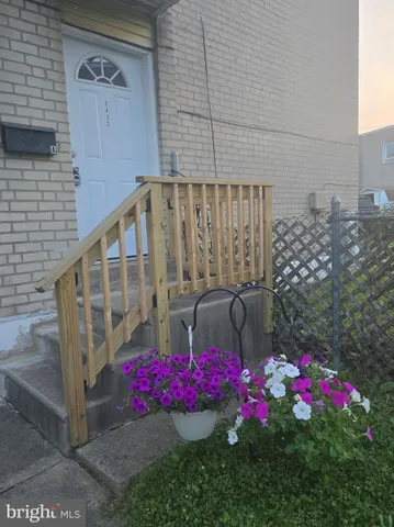 a view of front door with outdoor space