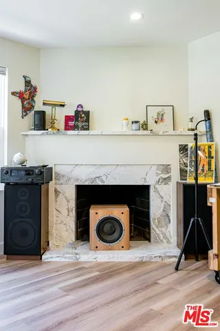 $5,195 | 12023 Collins Street, Valley Village, CA 91607