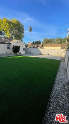 $5,195 | 12023 Collins Street, Valley Village, CA 91607