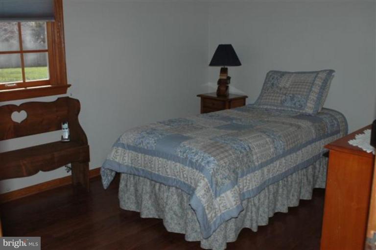 335 Virginia Road Stevensville, MD 21666 - Photo 12 of 21 Bedroom #3