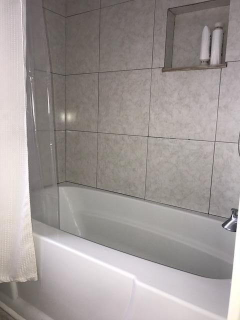 977 Bacom Point Road Pahokee, FL 33476 - Photo 13 of 21 2nd Bath View 2