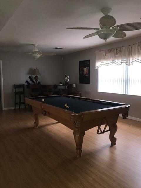 977 Bacom Point Road Pahokee, FL 33476 - Photo 2 of 21 Family Room