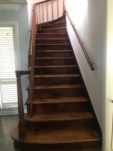 977 Bacom Point Road Pahokee, FL 33476 - Photo 5 of 21 Stairs to Master Suite