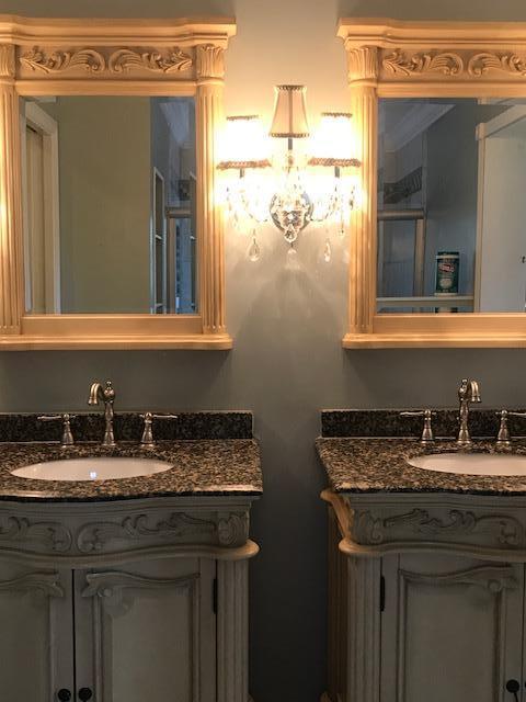 977 Bacom Point Road Pahokee, FL 33476 - Photo 8 of 21 Master Bath 1