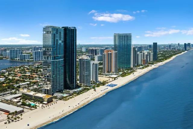 $3,880,000 | 18555 Collins Avenue, Unit 2003, Sunny Isles Beach, FL 33160