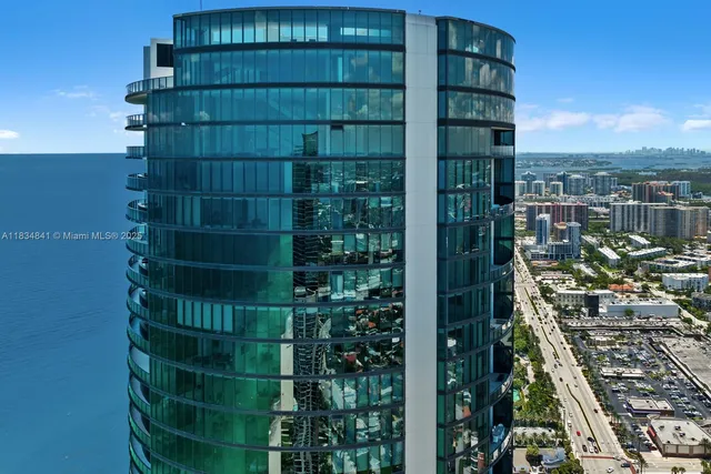 $3,880,000 | 18555 Collins Avenue, Unit 2003, Sunny Isles Beach, FL 33160