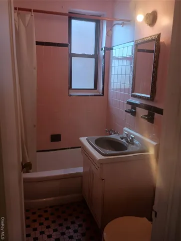 $279,000 | 3655 Shore Parkway, Unit 4C | Sheepshead Bay