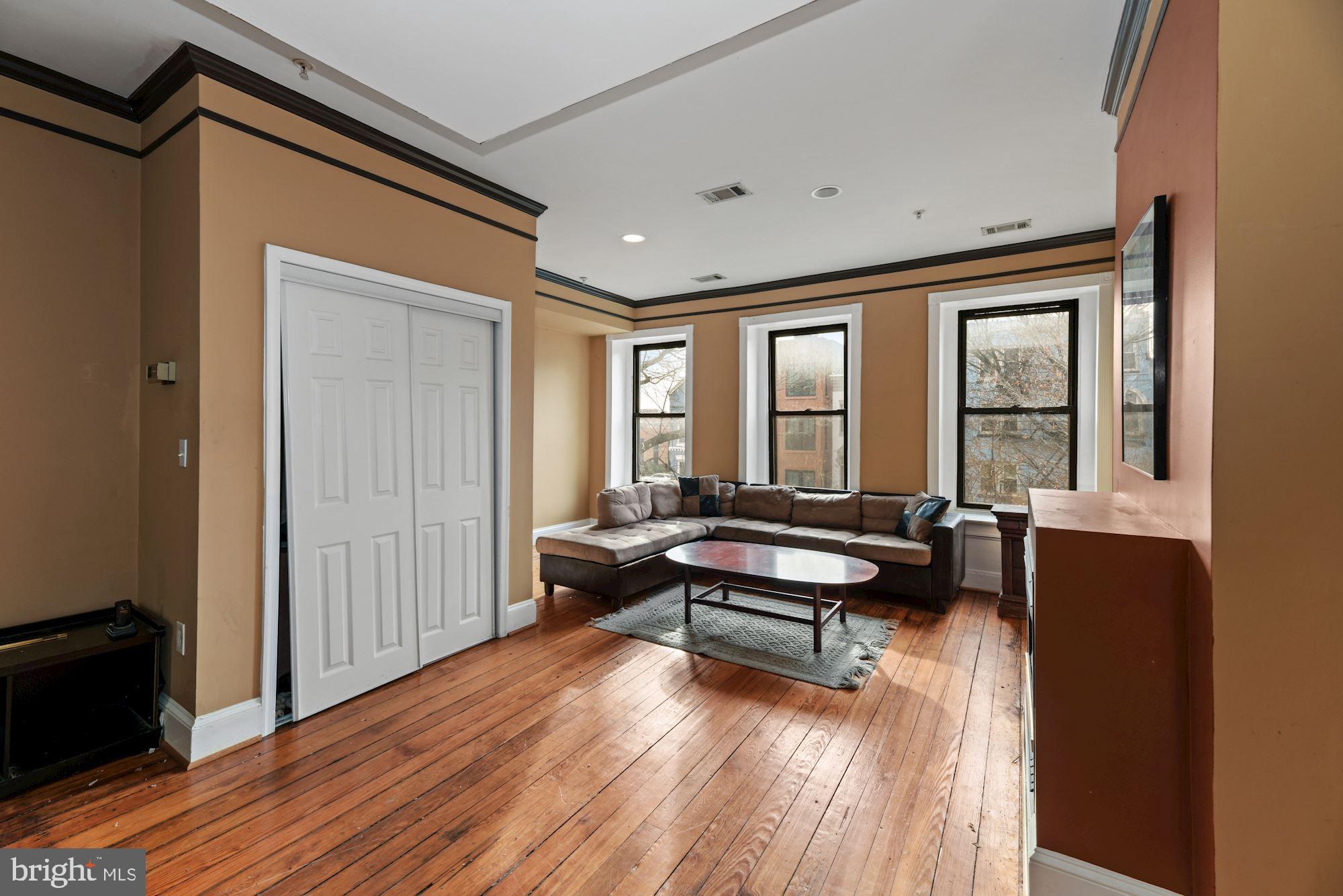 309 M Street Northwest, Unit A & B Washington, DC 20001 - Photo 4 of 9