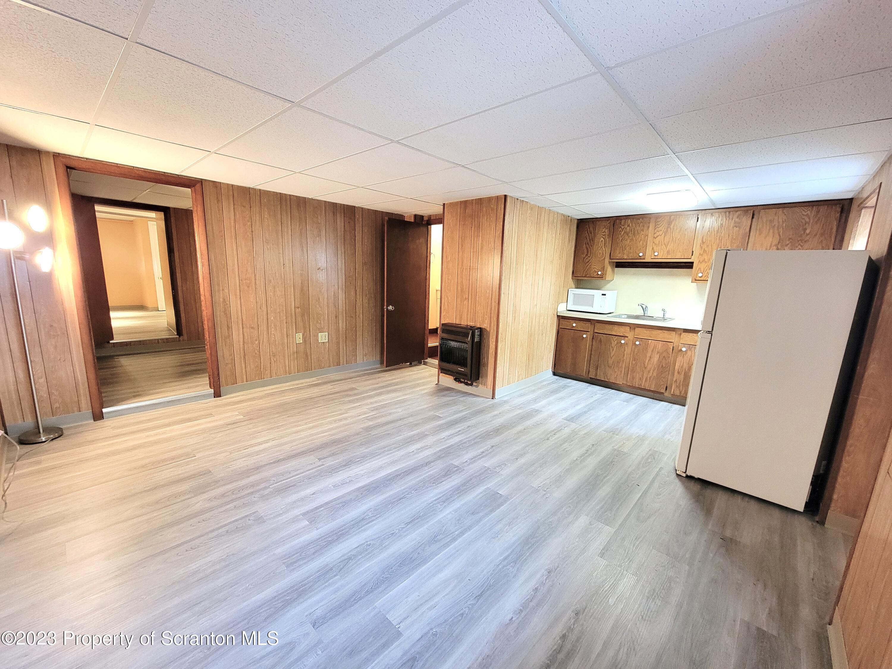 1817 Ash Street, Unit B Scranton, PA 18510 - Photo 4 of 9 Kitchen LV Combo