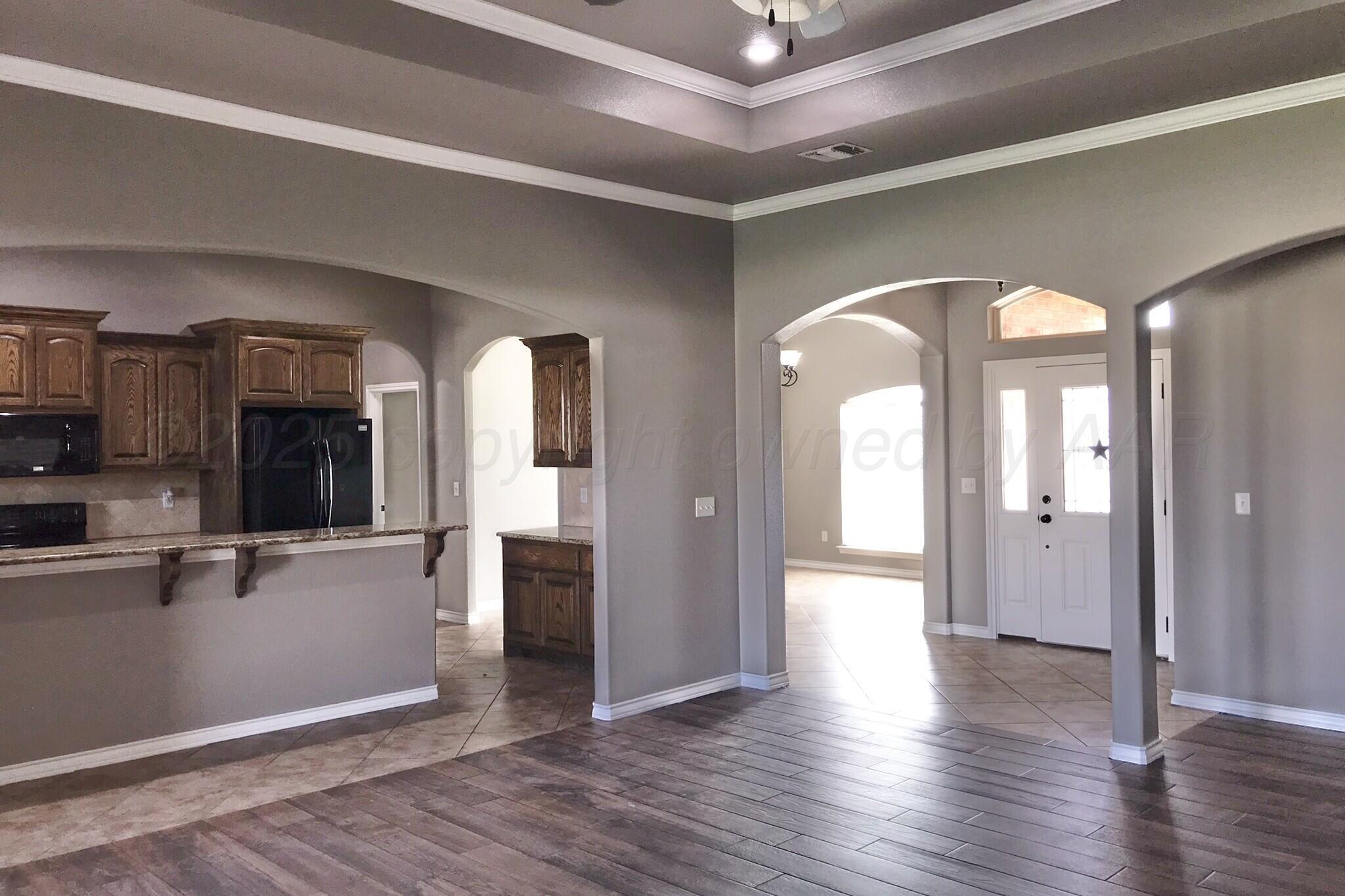 18901 Quail Crossing Road Amarillo, TX 79124 - Photo 8 of 47 Living, Dining, Kitchen