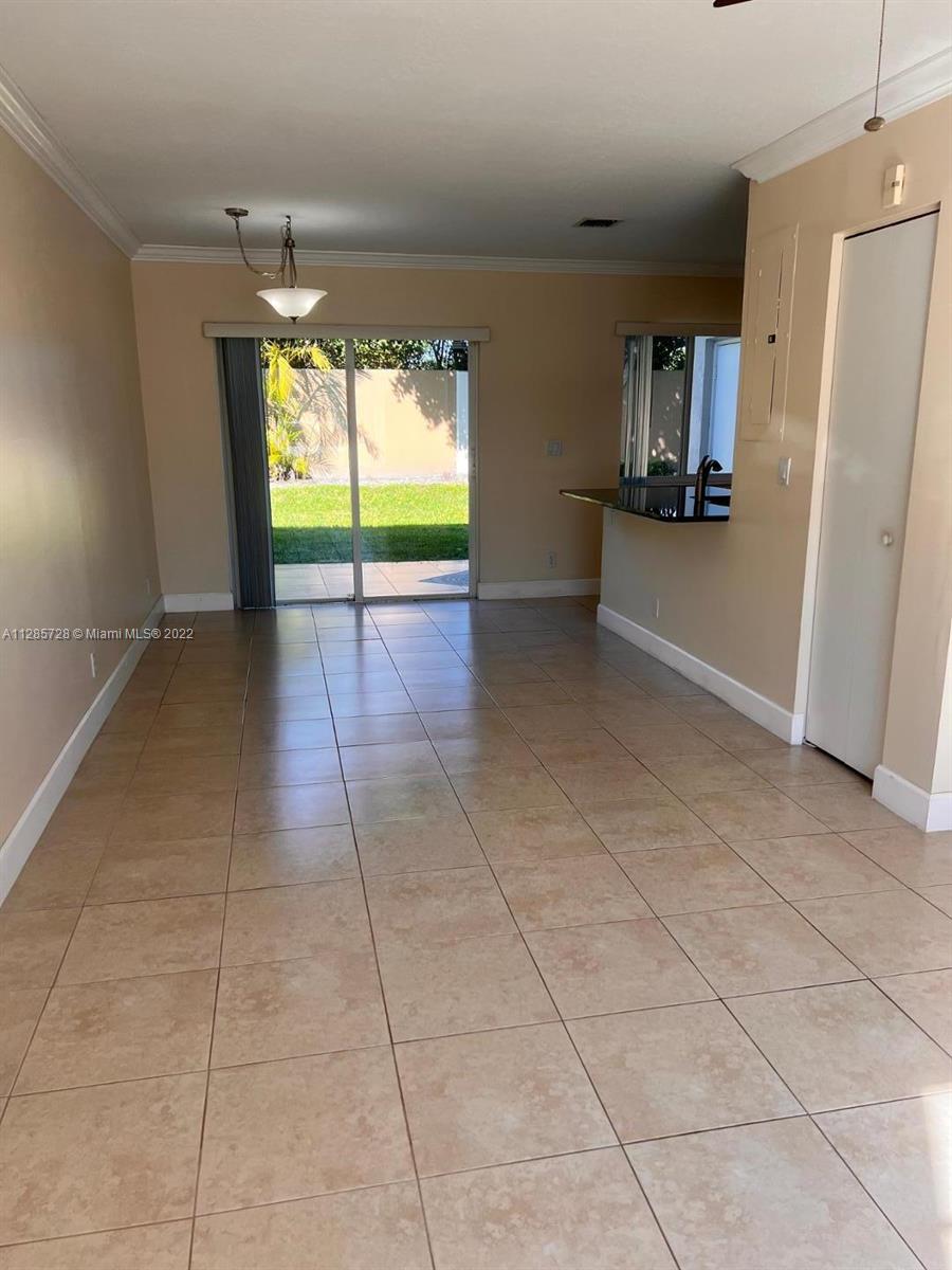 Lakeview Deerfield Beach, FL 33442 - Photo 9 of 14