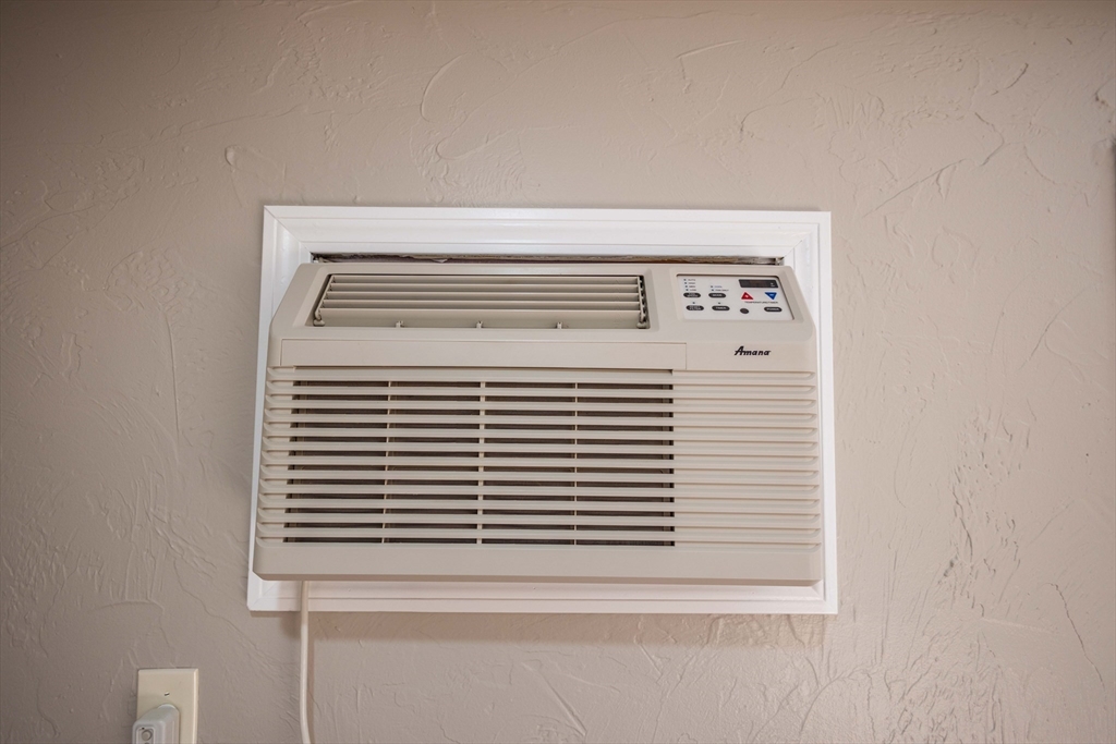 21 Erick Road, Unit 16 Mansfield, MA 02048 - Photo 21 of 28 a view of entryway