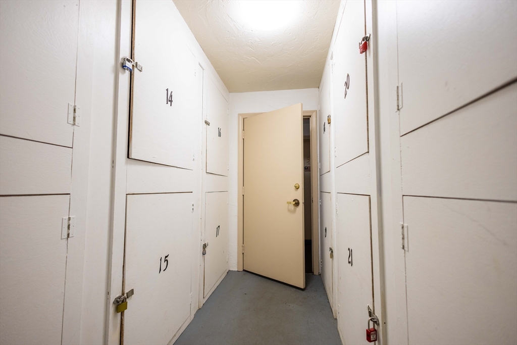 21 Erick Road, Unit 16 Mansfield, MA 02048 - Photo 24 of 28 a view of hallway with hallway