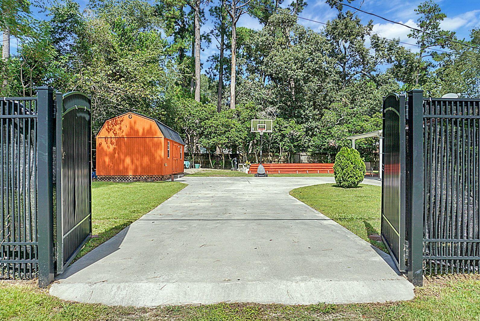 1450 Bacons Bridge Road Summerville, SC 29485 - Photo 20 of 27 Guess Bath