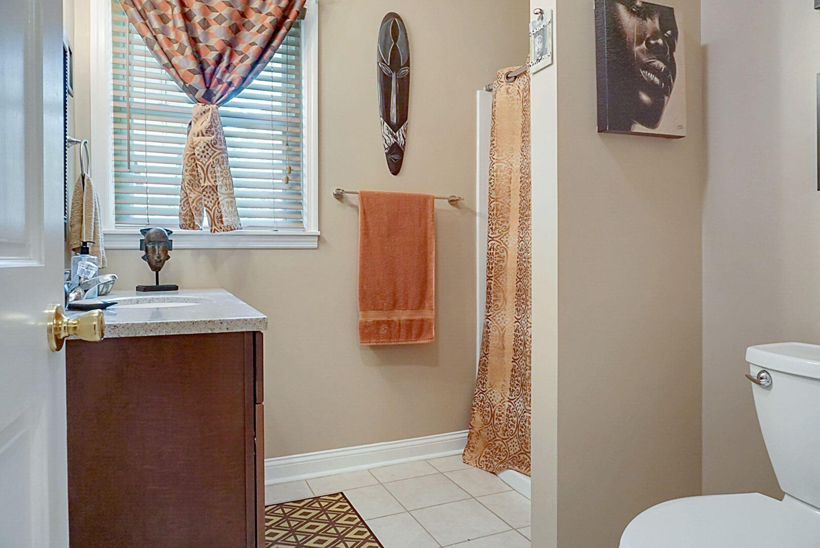 1450 Bacons Bridge Road Summerville, SC 29485 - Photo 5 of 27 Foyer