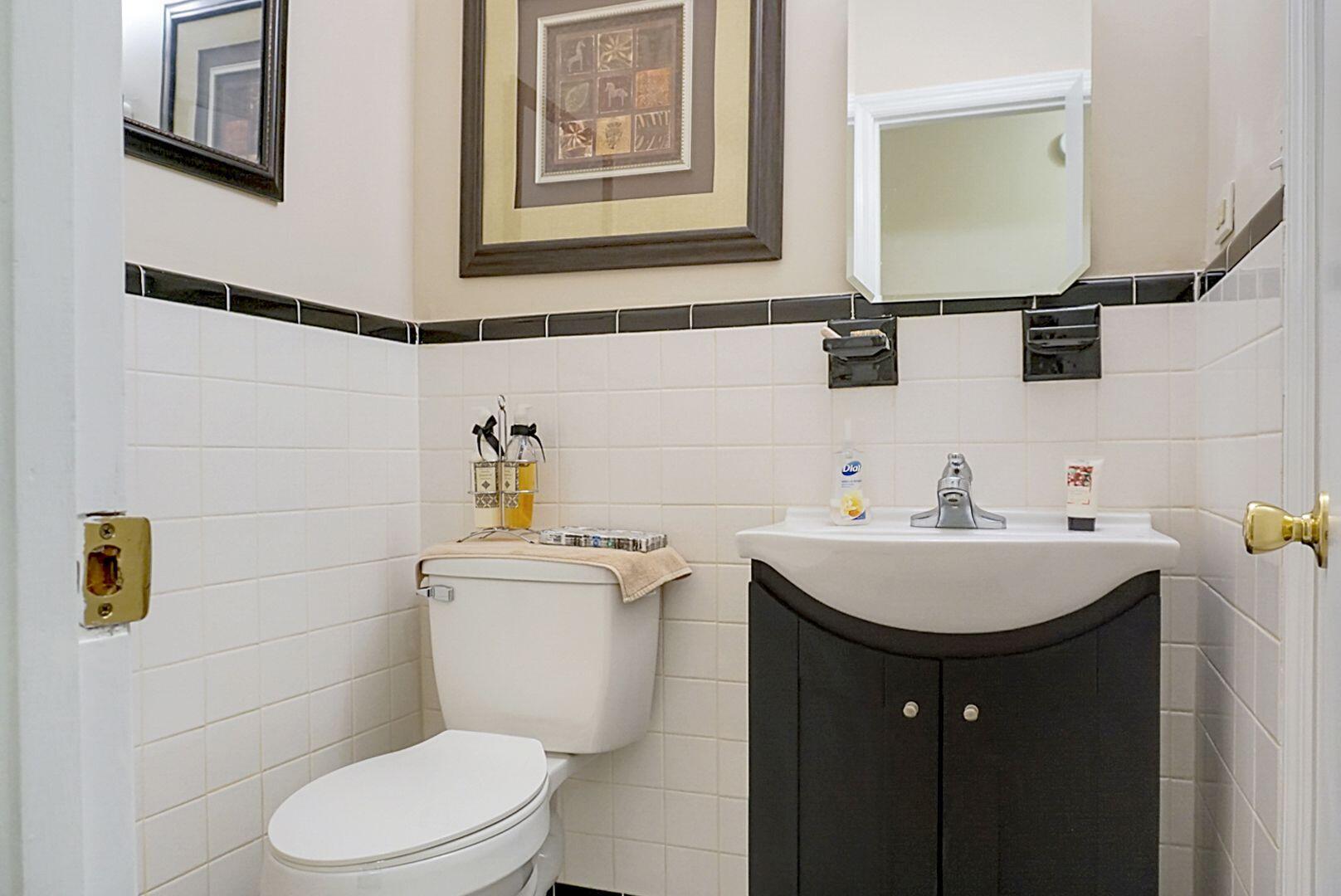 1450 Bacons Bridge Road Summerville, SC 29485 - Photo 9 of 27 California Room