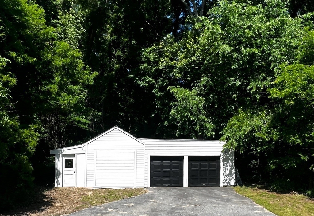 214-216 River Road East Berlin, MA 01503 - Photo 2 of 25