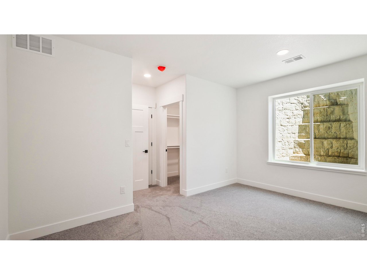 448 Cache Avenue Fort Morgan, CO 80701 - Photo 30 of 43 a open hall with a bench