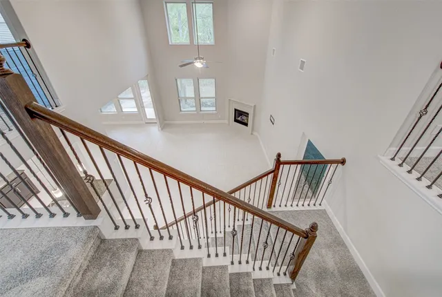 a view of a entrance door of the house