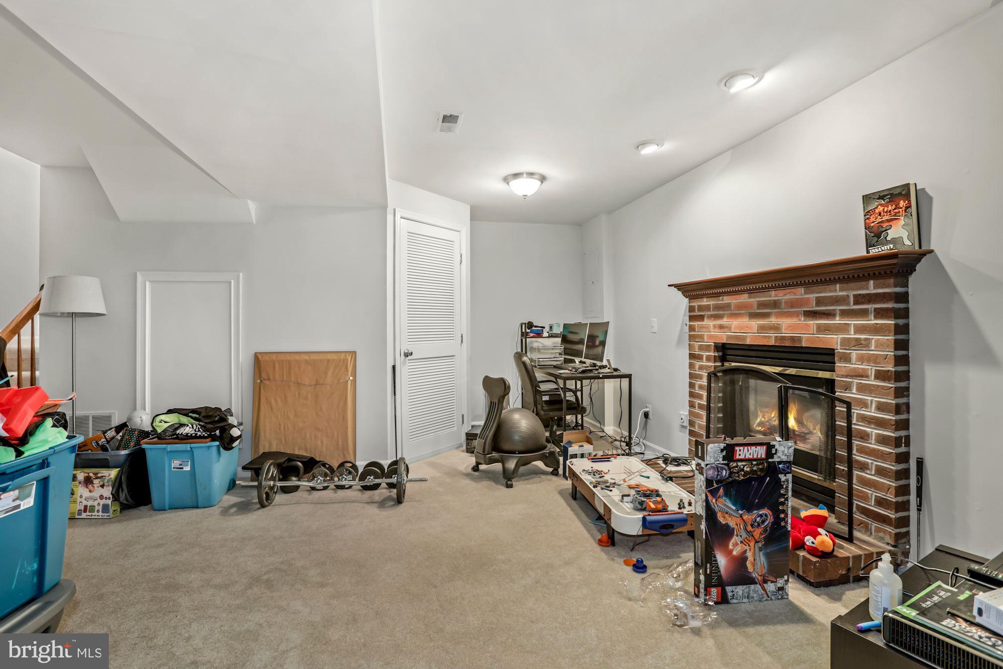 12810 Silvia Loop Woodbridge, VA 22192 - Photo 19 of 26