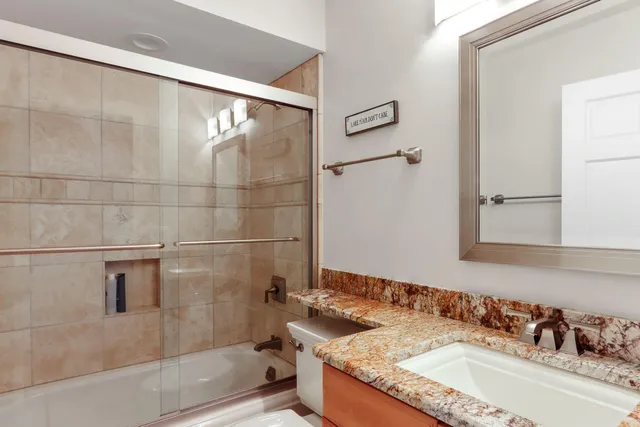 $1,300,000 | 12 Abbey Villa Circle, Unit C, Fontana, WI 53125