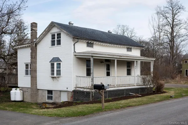 $435,000 | 84 Montgomery Street, Tivoli, NY 12583