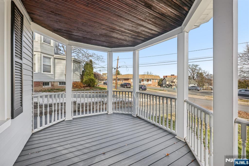 144 Union Street Ridgewood, NJ 07450 - Photo 4 of 42