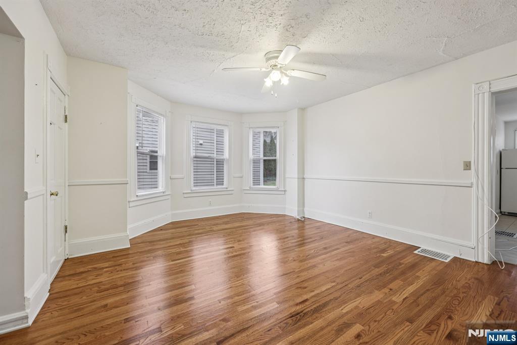 144 Union Street Ridgewood, NJ 07450 - Photo 8 of 42