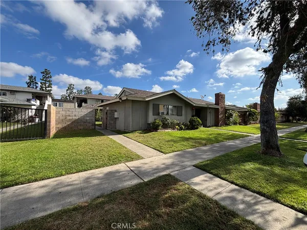 $1,750,000 | 3227 West Cabot Drive, Anaheim, CA 92804